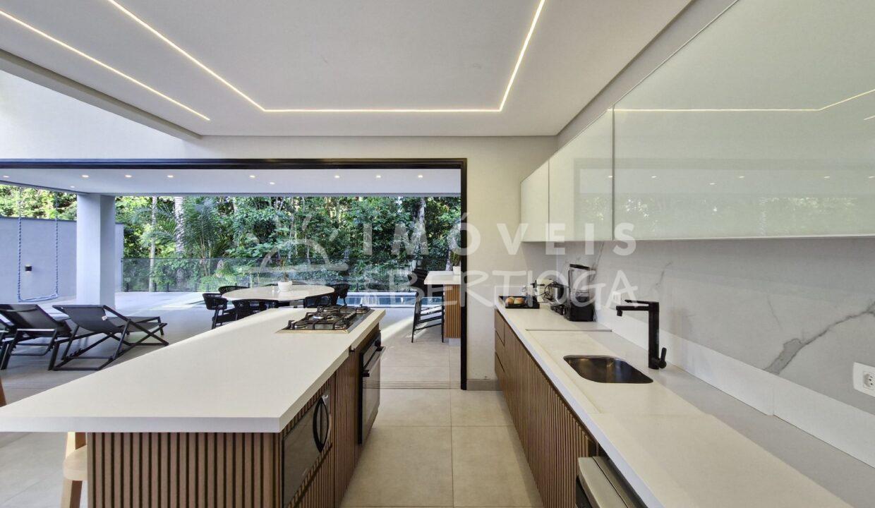 Casa-venda-BERTIOGA-RIVIERA-DE-SAO-LOURENCO-CA1759R-imobiliaria-na-riviera-imobiliaria-bertioga-2025-10-26_12-26-20_foto_rm-4