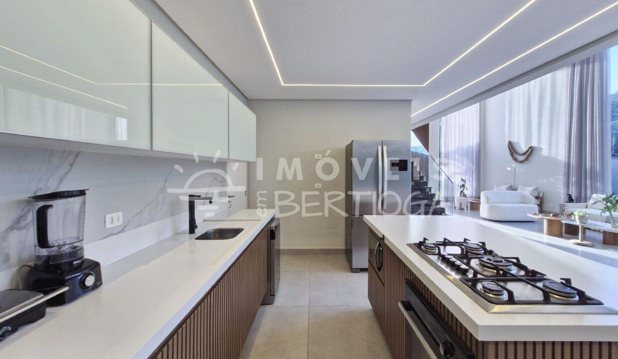 Casa-venda-BERTIOGA-RIVIERA-DE-SAO-LOURENCO-CA1759R-imobiliaria-na-riviera-imobiliaria-bertioga-2025-10-26_12-26-20_foto_rm-5
