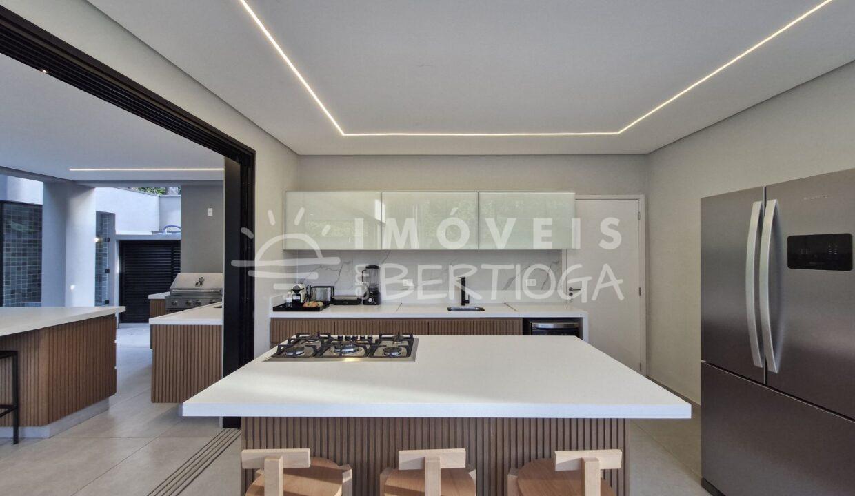 Casa-venda-BERTIOGA-RIVIERA-DE-SAO-LOURENCO-CA1759R-imobiliaria-na-riviera-imobiliaria-bertioga-2025-10-26_12-26-20_foto_rm-6