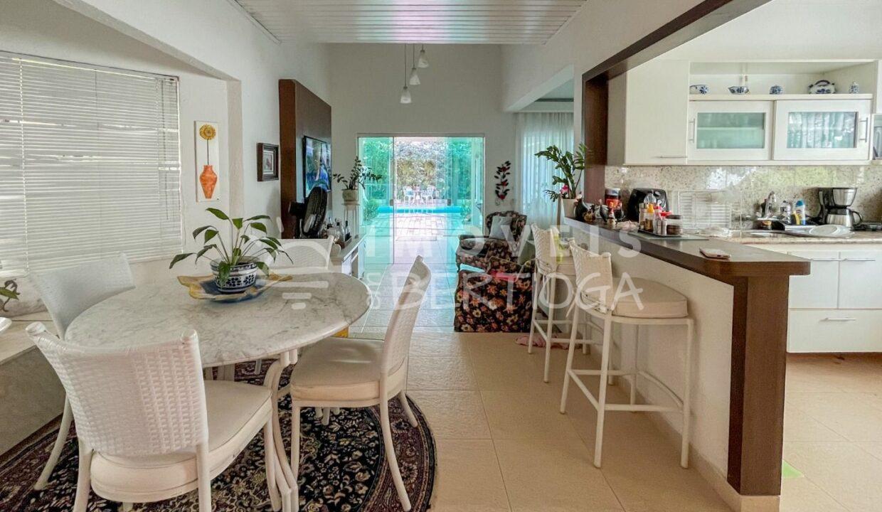 Casa-venda-BERTIOGA-RIVIERA-DE-SAO-LOURENCO-CA1761R-imobiliaria-na-riviera-imobiliaria-bertioga-2025-10-28_23-18-58_foto_rm-4
