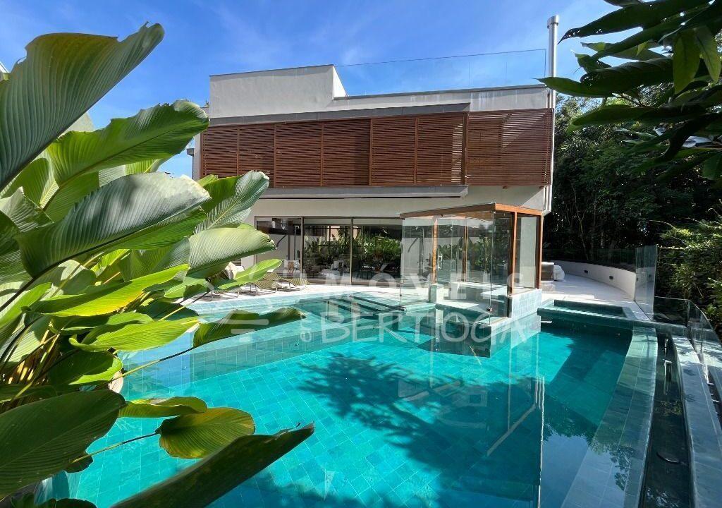 Casa-venda-BERTIOGA-RIVIERA-DE-SAO-LOURENCO-CA1768R-imobiliaria-na-riviera-imobiliaria-bertioga-2025-10-28_23-18-58_foto_rm-1