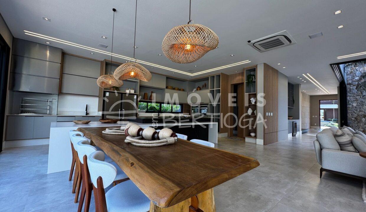 Casa-venda-BERTIOGA-RIVIERA-DE-SAO-LOURENCO-CA1770R-imobiliaria-na-riviera-imobiliaria-bertioga-2025-10-28_22-46-56_foto_rm-6