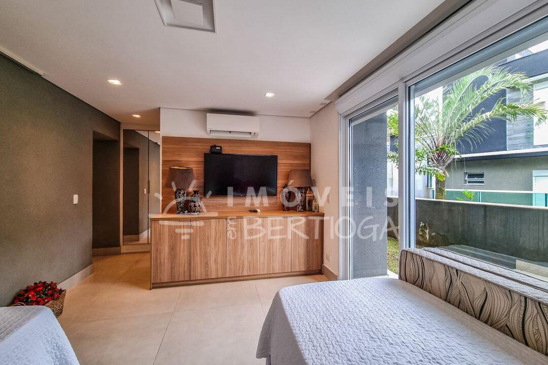 Casa-venda-BERTIOGA-RIVIERA-DE-SAO-LOURENCO-CA1776R-imobiliaria-na-riviera-imobiliaria-bertioga-2025-10-27_08-00-43_foto_rm-10