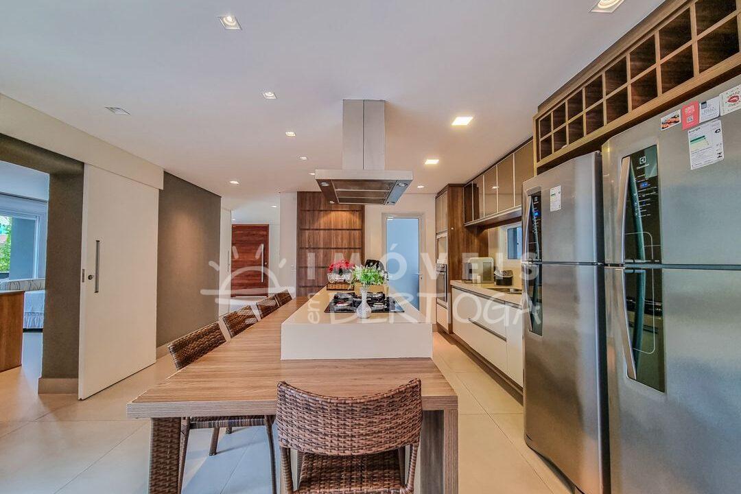 Casa-venda-BERTIOGA-RIVIERA-DE-SAO-LOURENCO-CA1776R-imobiliaria-na-riviera-imobiliaria-bertioga-2025-10-27_08-00-43_foto_rm-6