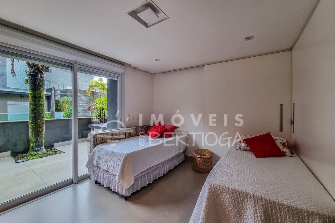 Casa-venda-BERTIOGA-RIVIERA-DE-SAO-LOURENCO-CA1776R-imobiliaria-na-riviera-imobiliaria-bertioga-2025-10-27_08-00-43_foto_rm-9