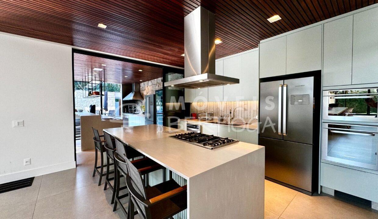 Casa-venda-BERTIOGA-RIVIERA-DE-SAO-LOURENCO-CA1779R-imobiliaria-na-riviera-imobiliaria-bertioga-2025-10-28_20-10-38_foto_rm-16