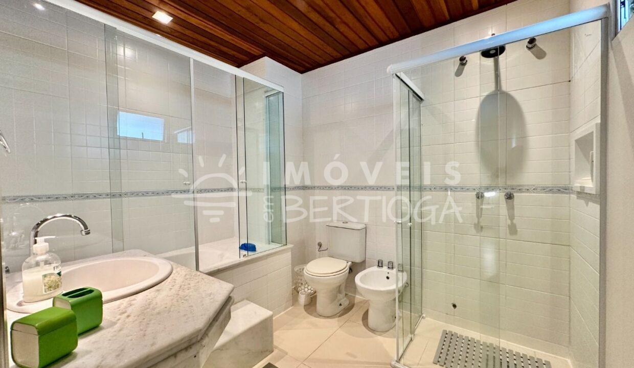 Casa-venda-BERTIOGA-RIVIERA-DE-SAO-LOURENCO-CA1780R-imobiliaria-na-riviera-imobiliaria-bertioga-2025-10-28_20-29-29_foto_rm-31