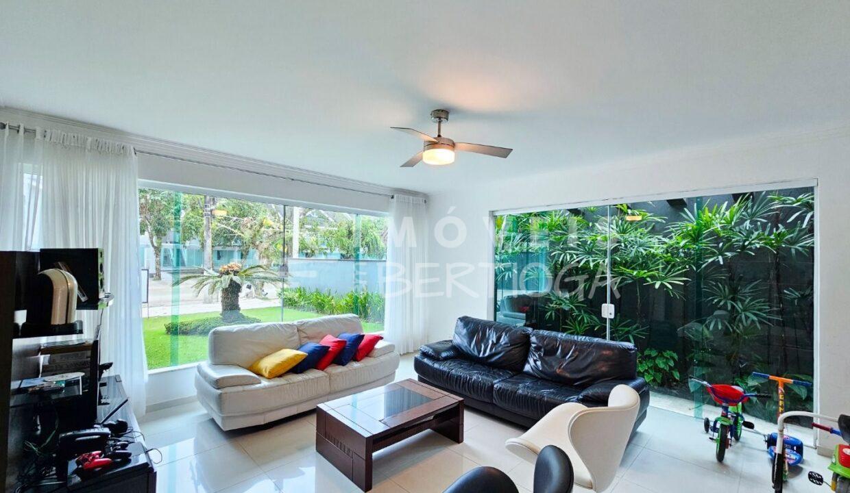 Casa-venda-BERTIOGA-RIVIERA-DE-SAO-LOURENCO-CA1782R-imobiliaria-na-riviera-imobiliaria-bertioga-2025-10-28_19-59-29_foto_rm-2