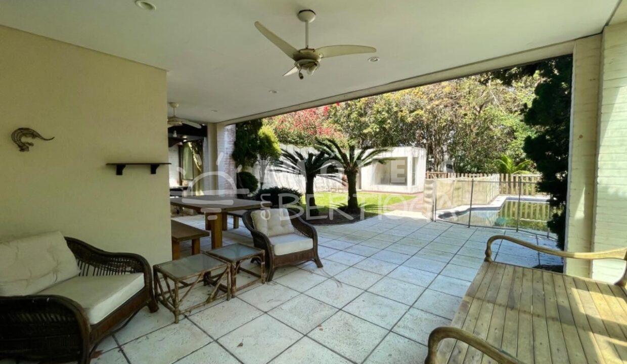 Casa-venda-BERTIOGA-RIVIERA-DE-SAO-LOURENCO-CA1783R-imobiliaria-na-riviera-imobiliaria-bertioga-2025-10-26_11-51-55_foto_rm-15