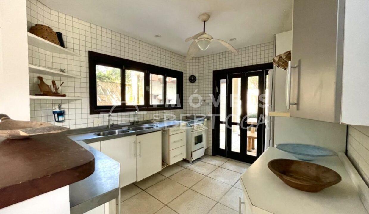 Casa-venda-BERTIOGA-RIVIERA-DE-SAO-LOURENCO-CA1783R-imobiliaria-na-riviera-imobiliaria-bertioga-2025-10-26_11-51-55_foto_rm-17