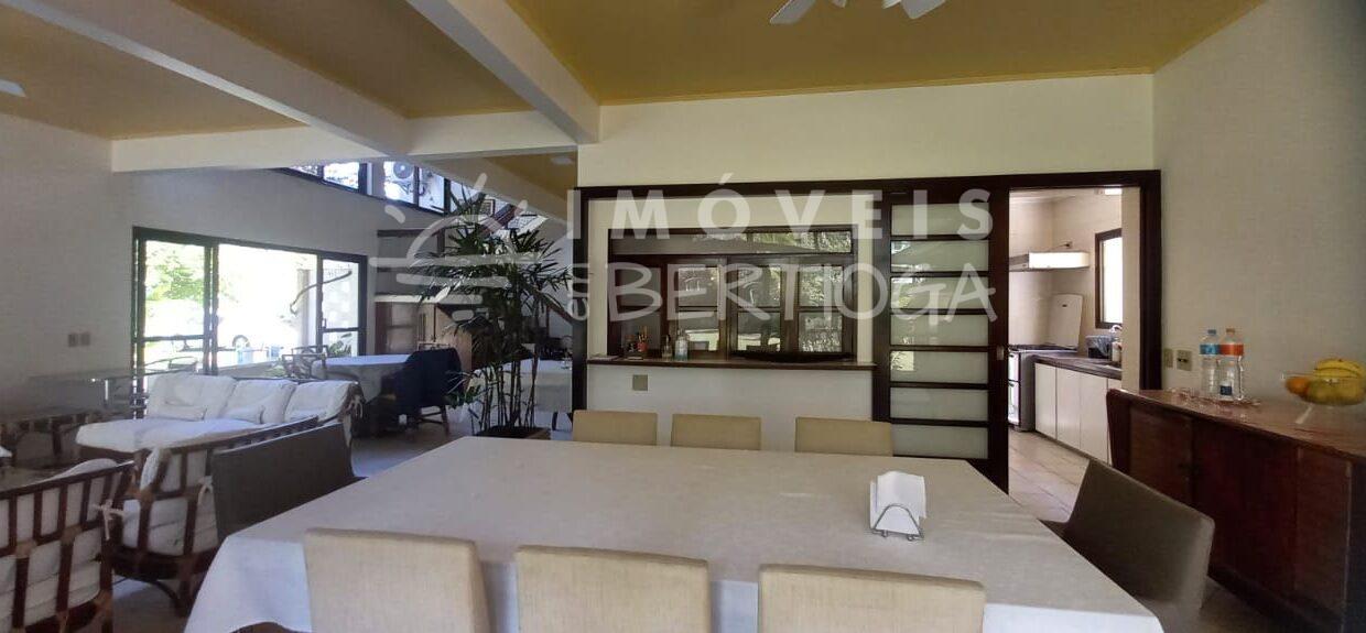 Casa-venda-BERTIOGA-RIVIERA-DE-SAO-LOURENCO-MC18099R-imobiliaria-na-riviera-imobiliaria-bertioga-2025-10-26_12-49-49_foto_rm-2