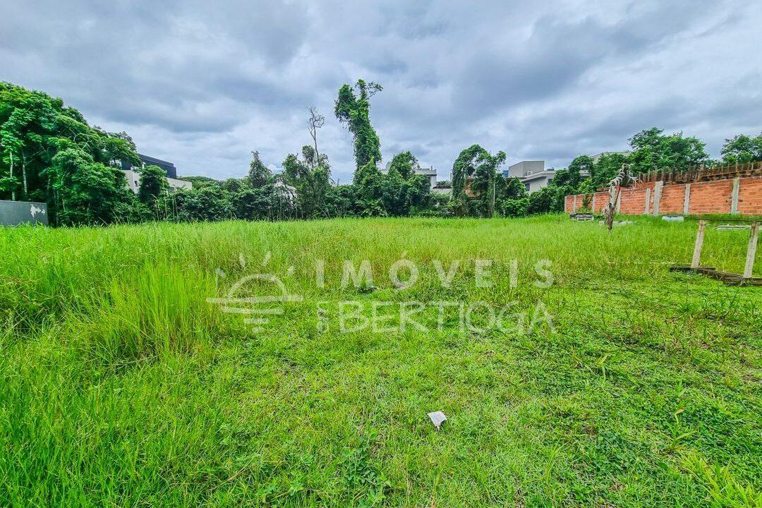 Terreno-venda-BERTIOGA-RIVIERA-DE-SAO-LOURENCO-TE0929R-imobiliaria-na-riviera-imobiliaria-bertioga-2025-10-27_00-13-03_foto_rm