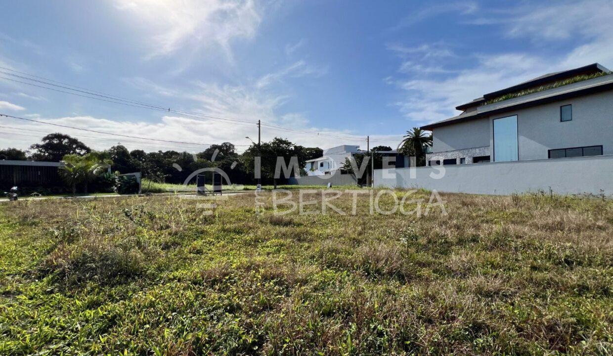 Terreno-venda-BERTIOGA-RIVIERA-DE-SAO-LOURENCO-TE1160R-imobiliaria-na-riviera-imobiliaria-bertioga-2025-10-26_21-00-07_foto_rm-1