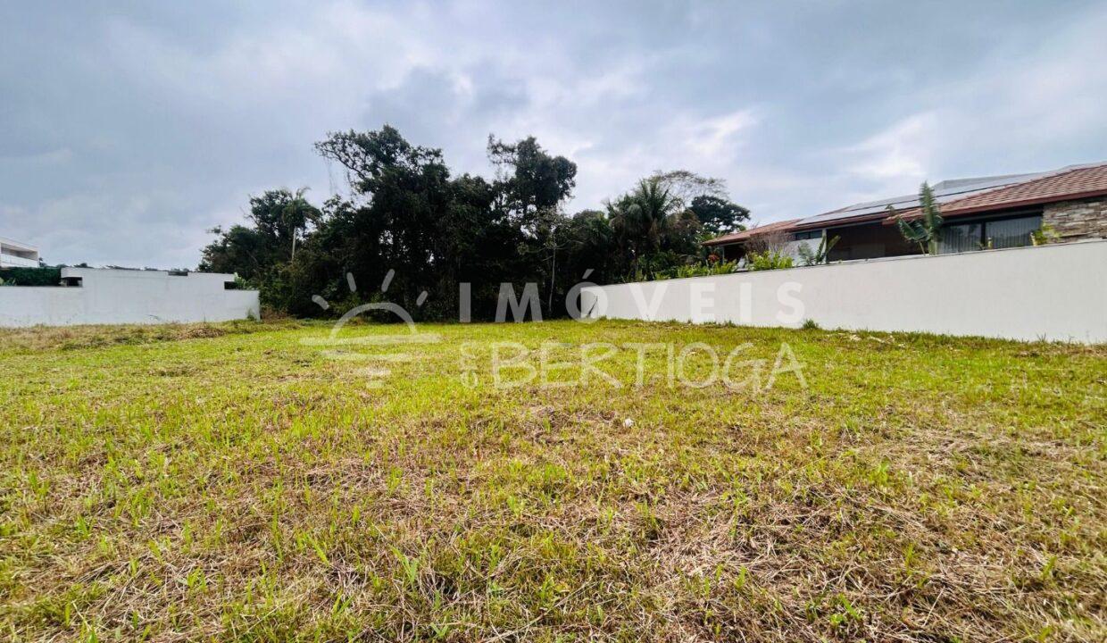 Terreno-venda-BERTIOGA-RIVIERA-DE-SAO-LOURENCO-TE1197R-imobiliaria-na-riviera-imobiliaria-bertioga-2025-10-28_22-57-12_foto_rm-1
