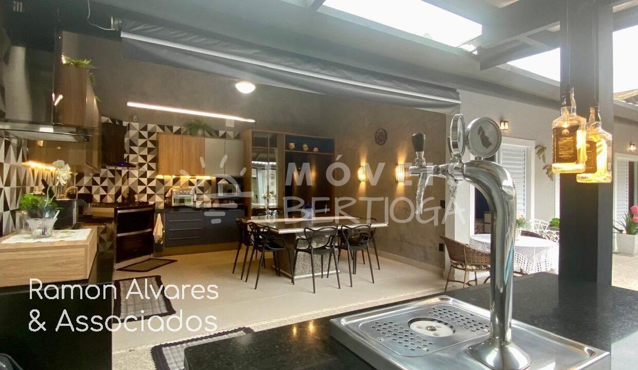 Casa-venda-BERTIOGA-BOUGAINVILLE-III-02010AV-imobiliaria-na-riviera-imobiliaria-bertioga-2026-06-25_17-50-56_foto_ra-29